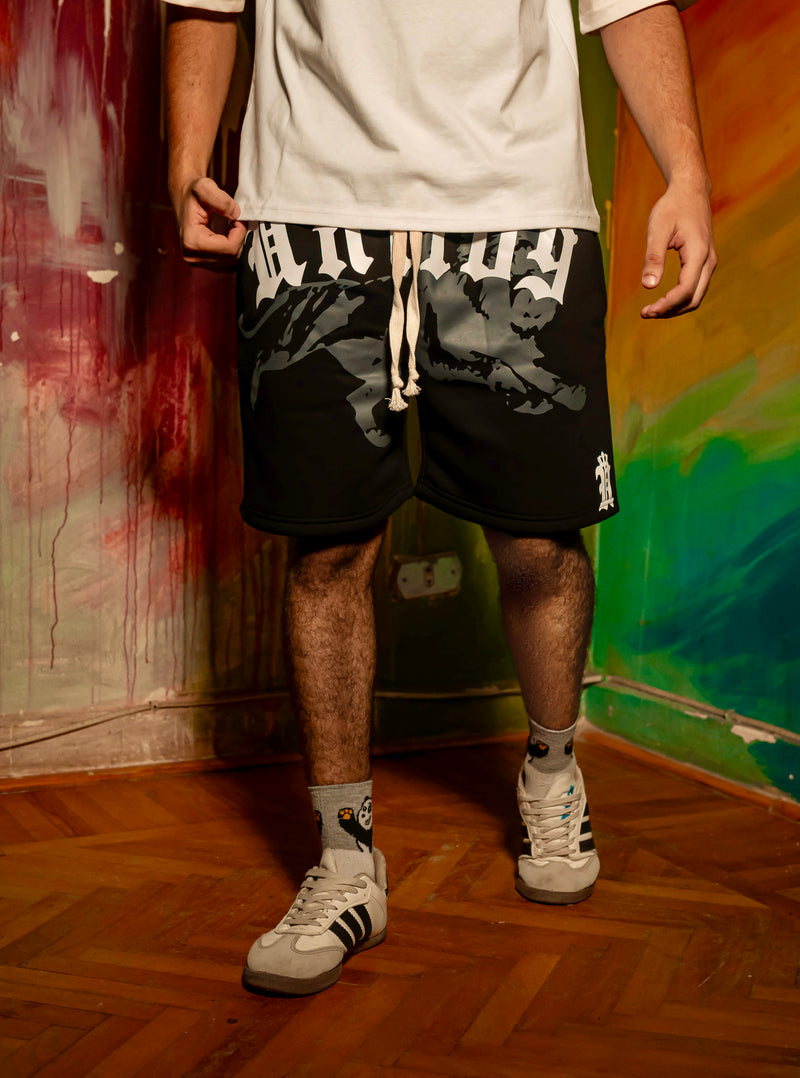BLACK LION SHORT